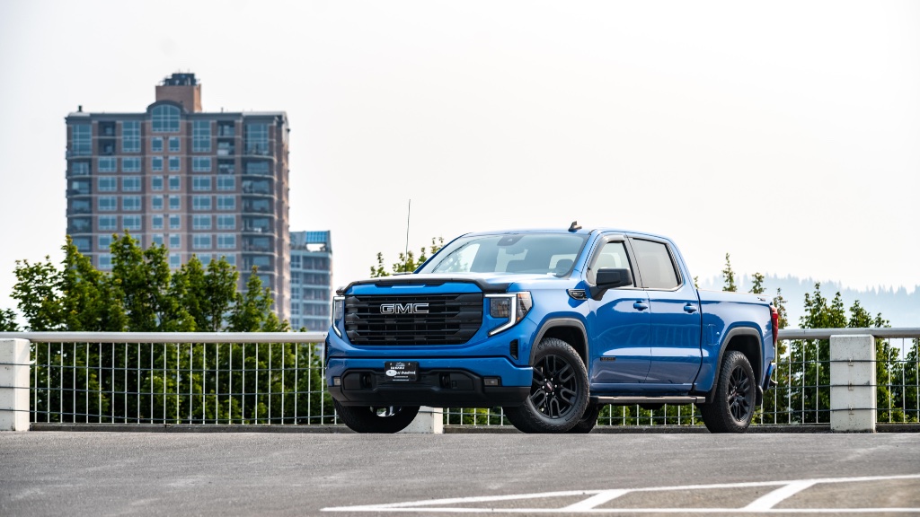 2023 GMC Sierra 1500 Elevation rental in Spokane, photo 6
