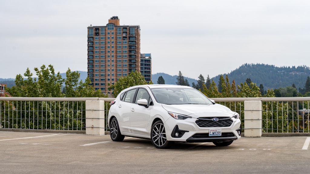 2024 Subaru Impreza Sport AWD rental in Spokane, photo 3