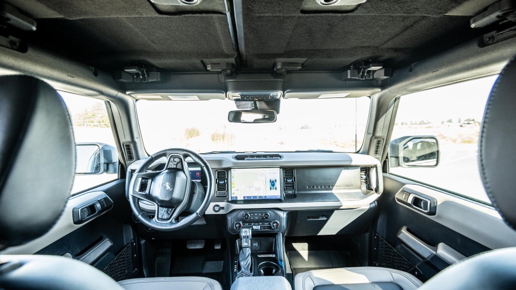 2023 Ford Bronco Wildtrak Advanced 4x4 rental in Spokane, photo 7