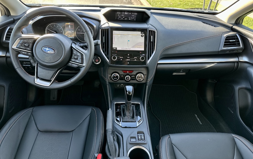 2023 Subaru CrossTrek Limited 2.5L rental in Spokane, photo 6