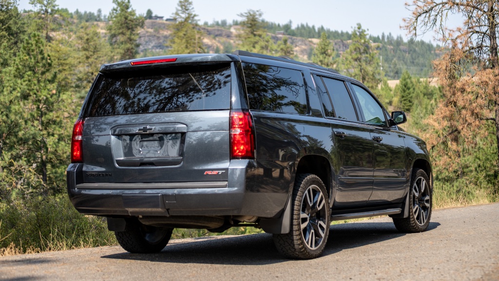 2020 Chevrolet Suburban Premier RST 4WD rental in Spokane, photo 5
