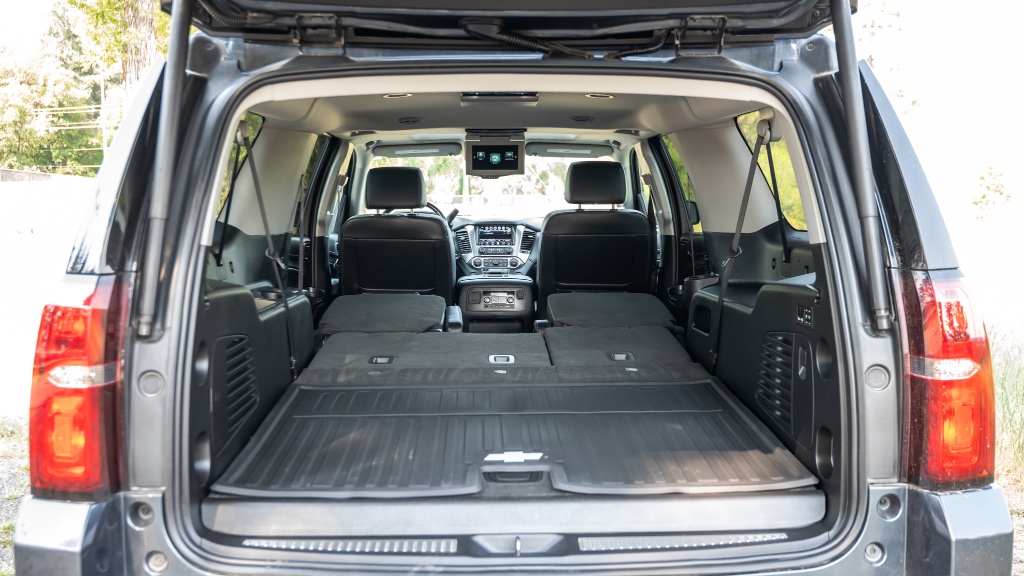 2020 Chevrolet Suburban Premier RST 4WD rental in Spokane, photo 11