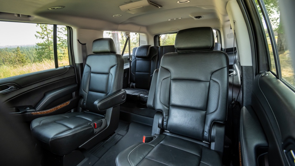 2020 Chevrolet Suburban Premier RST 4WD rental in Spokane, photo 8