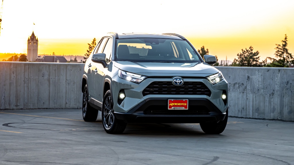 2023 Toyota RAV4 Hybrid XLE Premium AWD rental in Spokane, photo 9