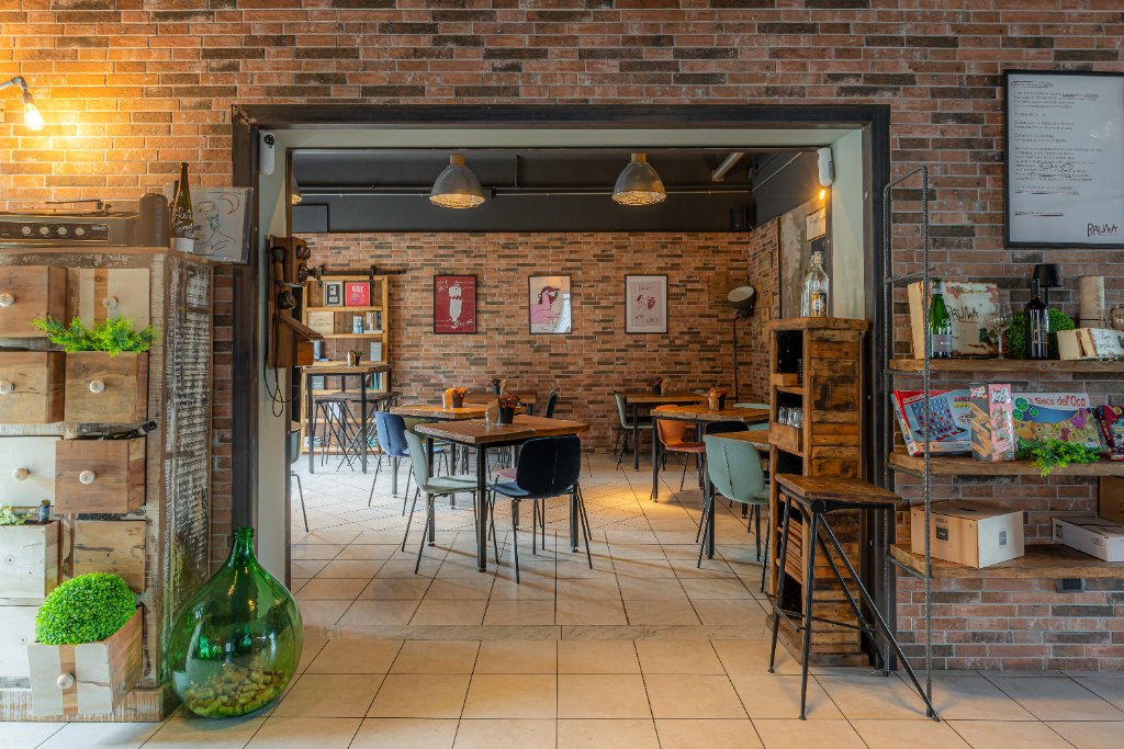 Vineria image 2