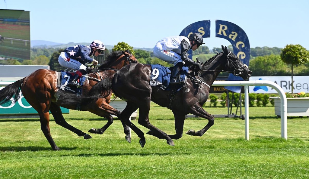 Copacabana Sands winning the Owenstown Stud Stakes