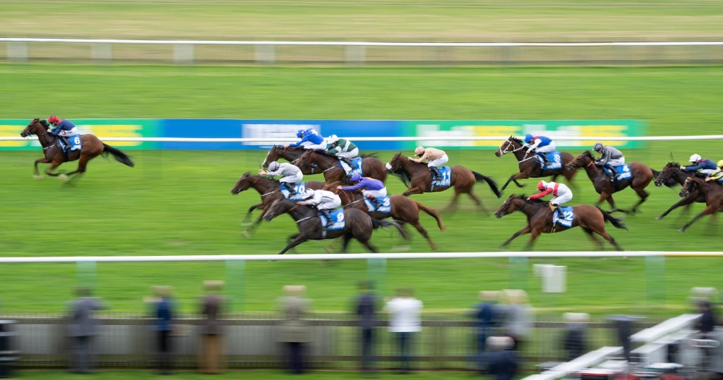 Twilight Jet winning the Cornwallis Stakes