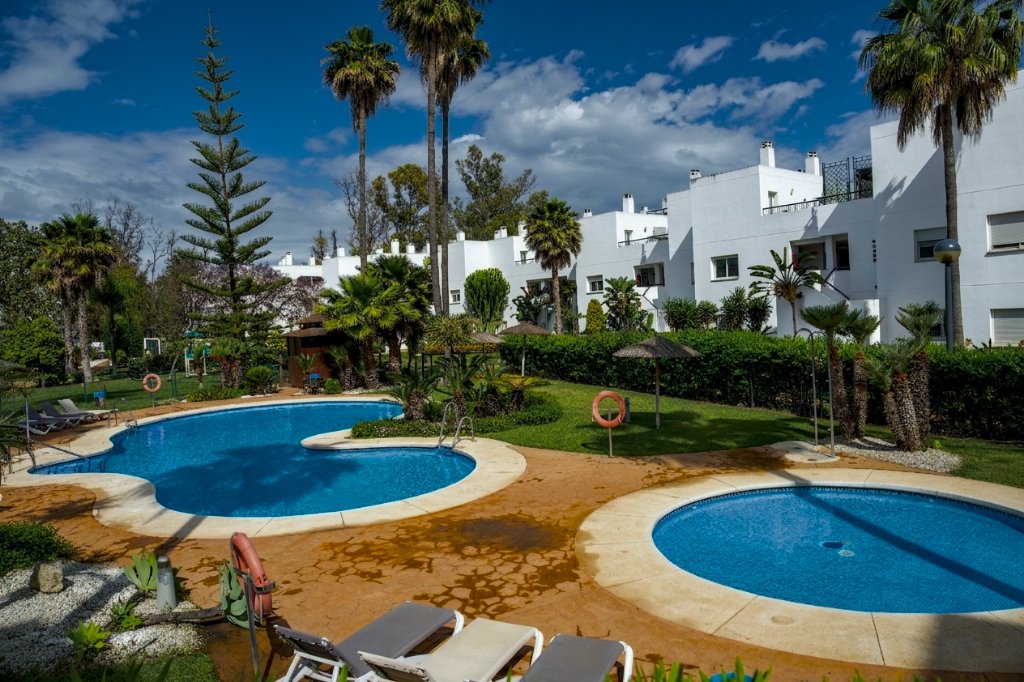 Piscina 1