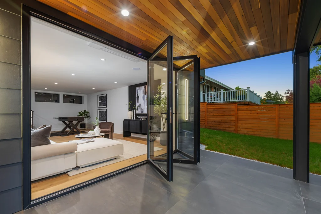 Bellevue luxury home construction project photo 10