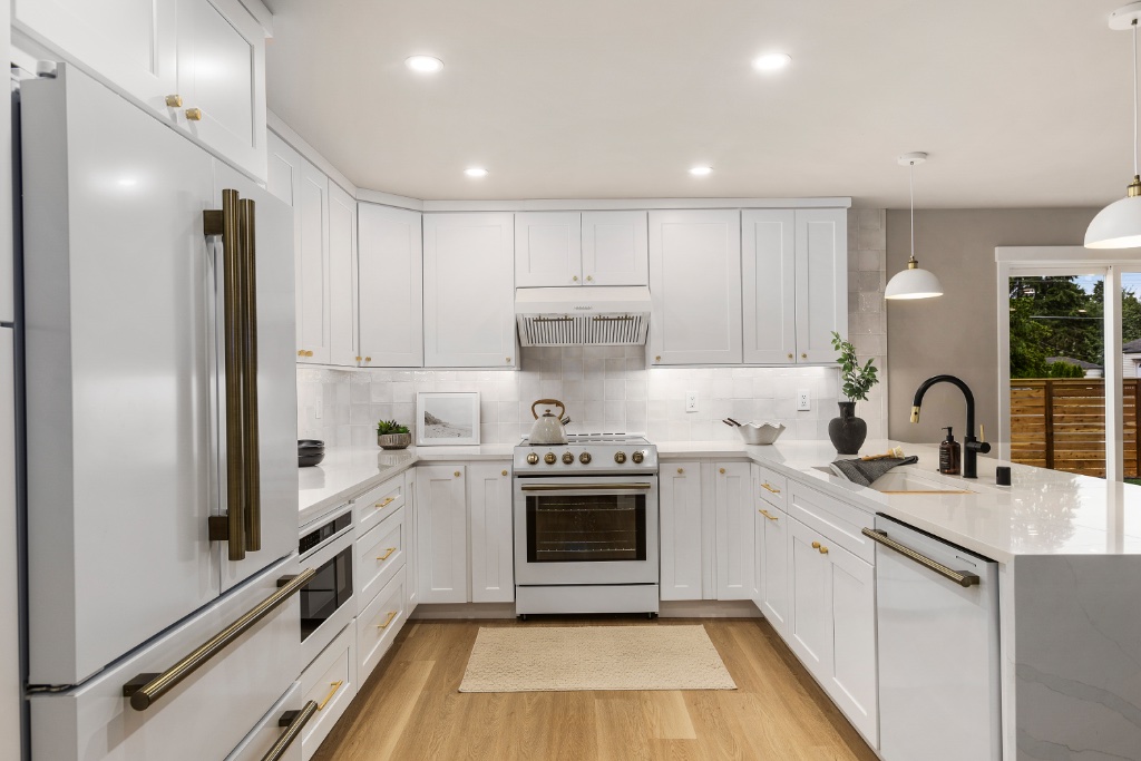 Seattle luxury residence construction project photo 37