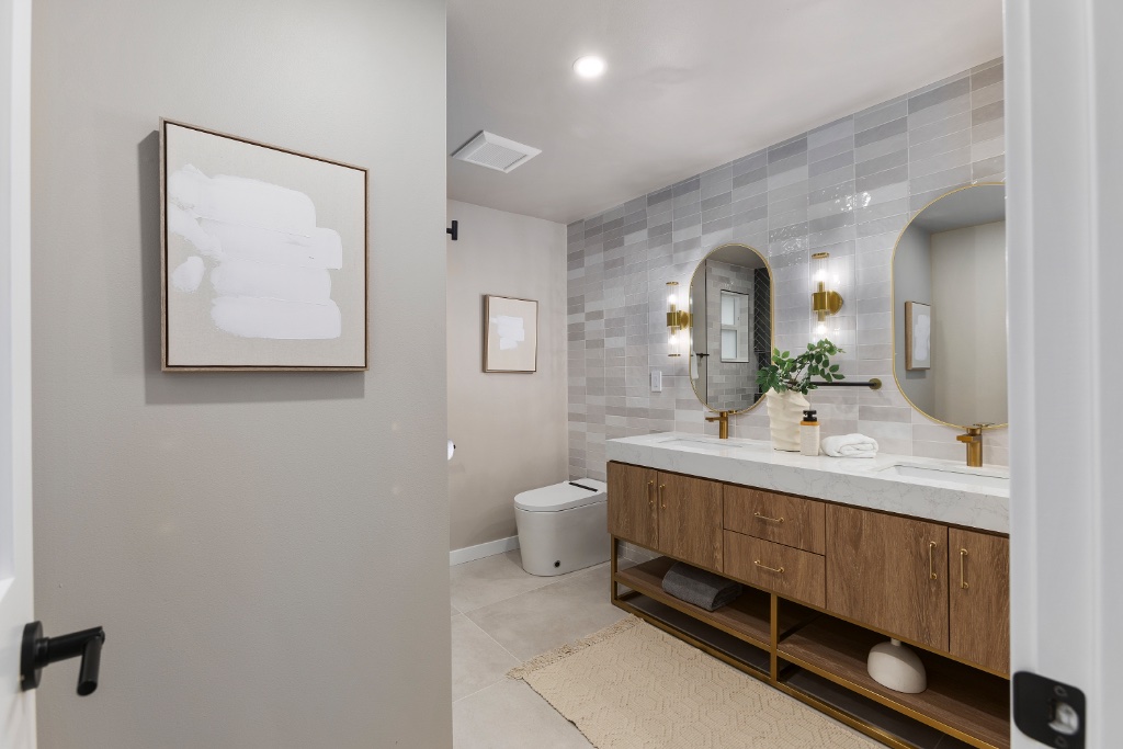 Seattle luxury residence construction project photo 19