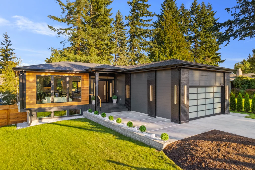 Bellevue luxury home construction project photo 3