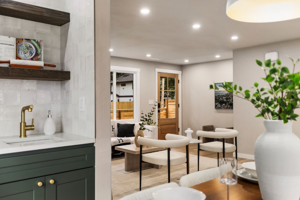 Seattle luxury residence construction project photo 32