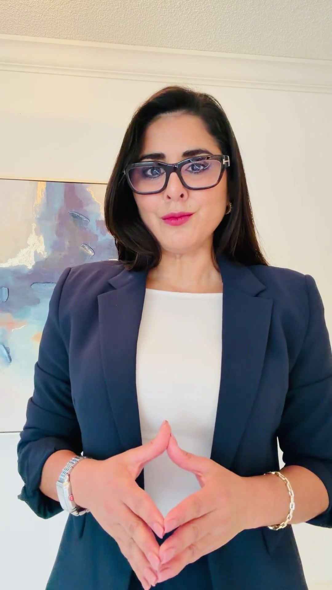 Diana Lorenti in a navy blazer