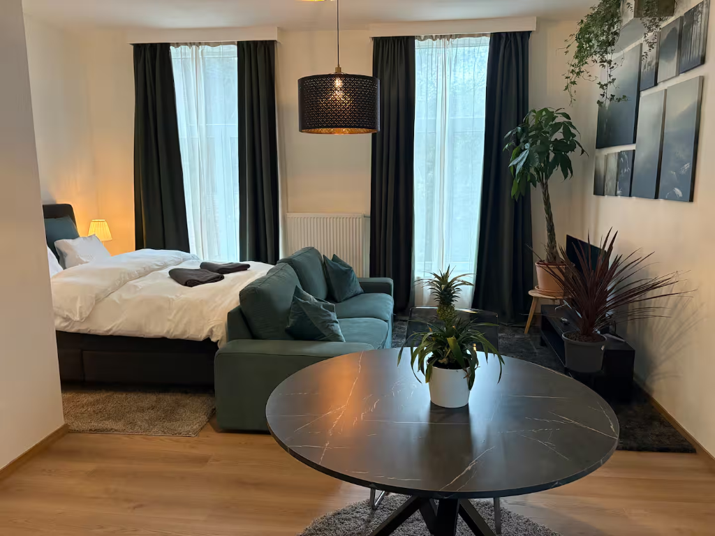 Exclusive Suite 2 - kamer in Center Monet Gent