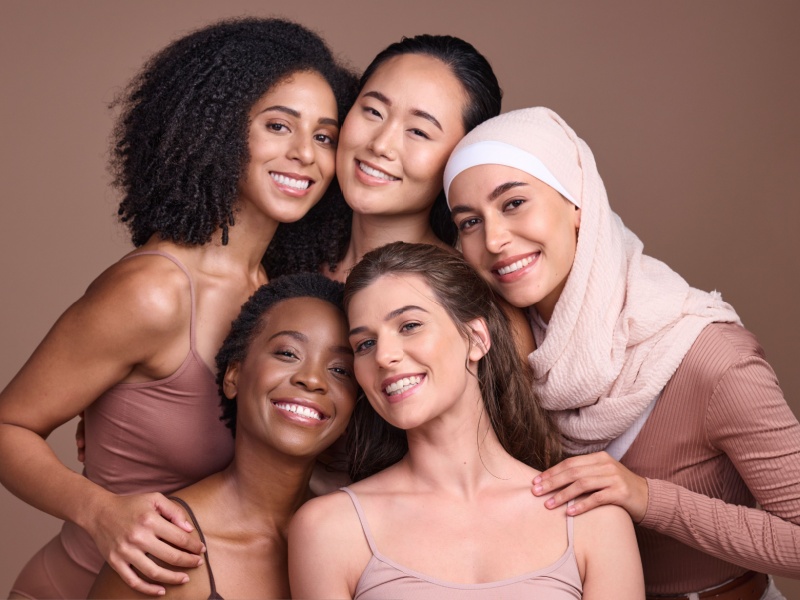 A group of women supporting each other — guide to egg freezing around the world