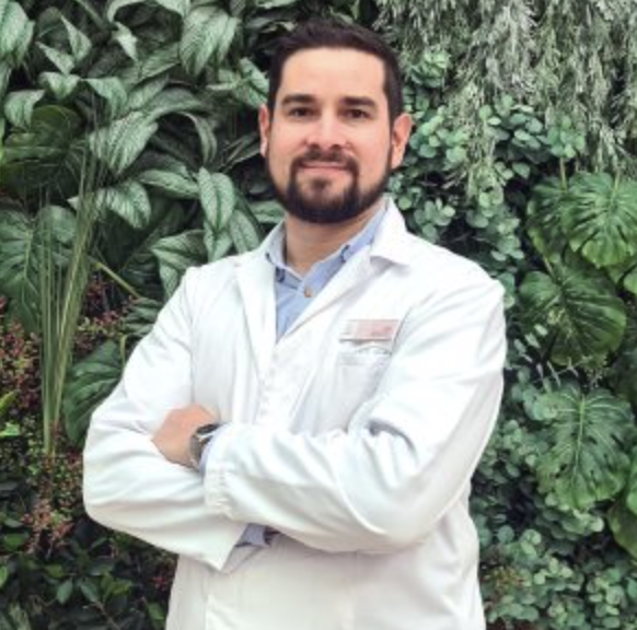 Dr Abraham Zavala