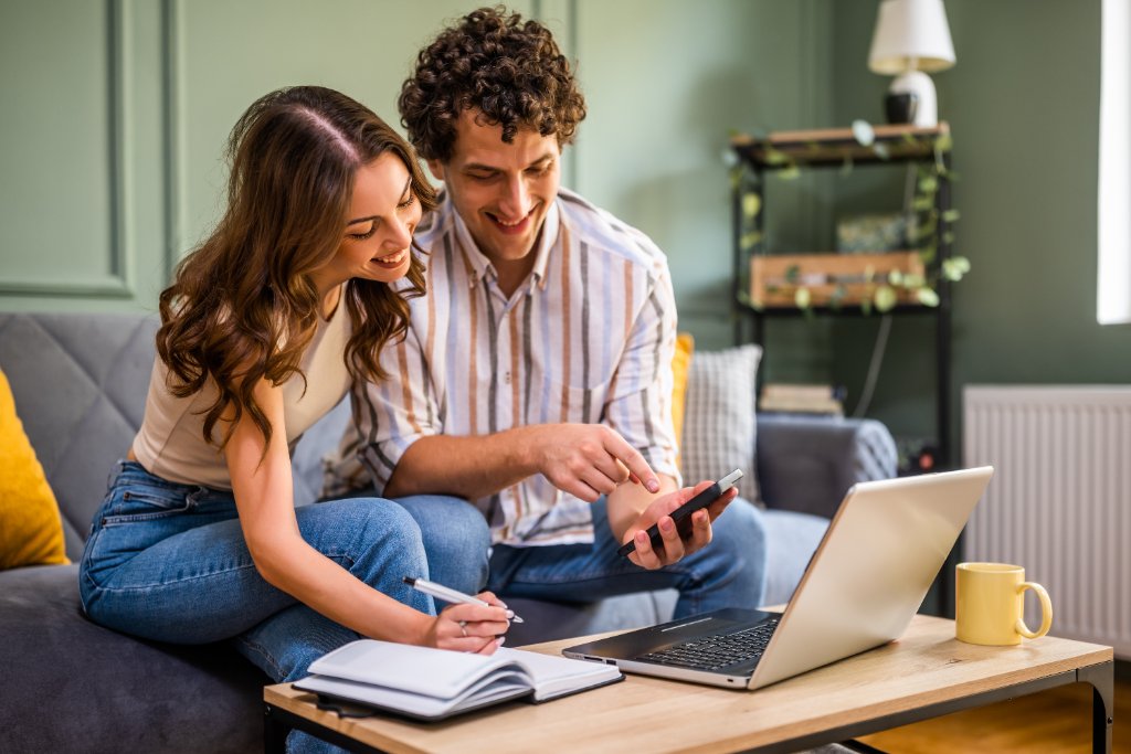 Couple exploring fertility information together
