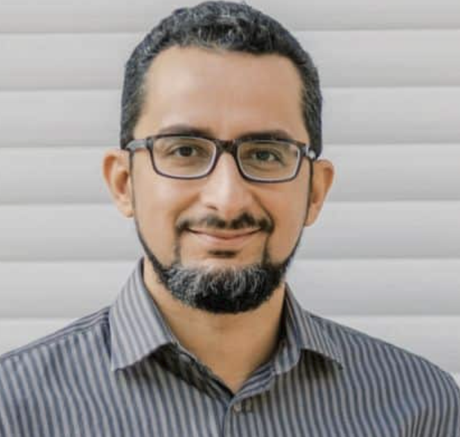 Dr Sami Almusawa