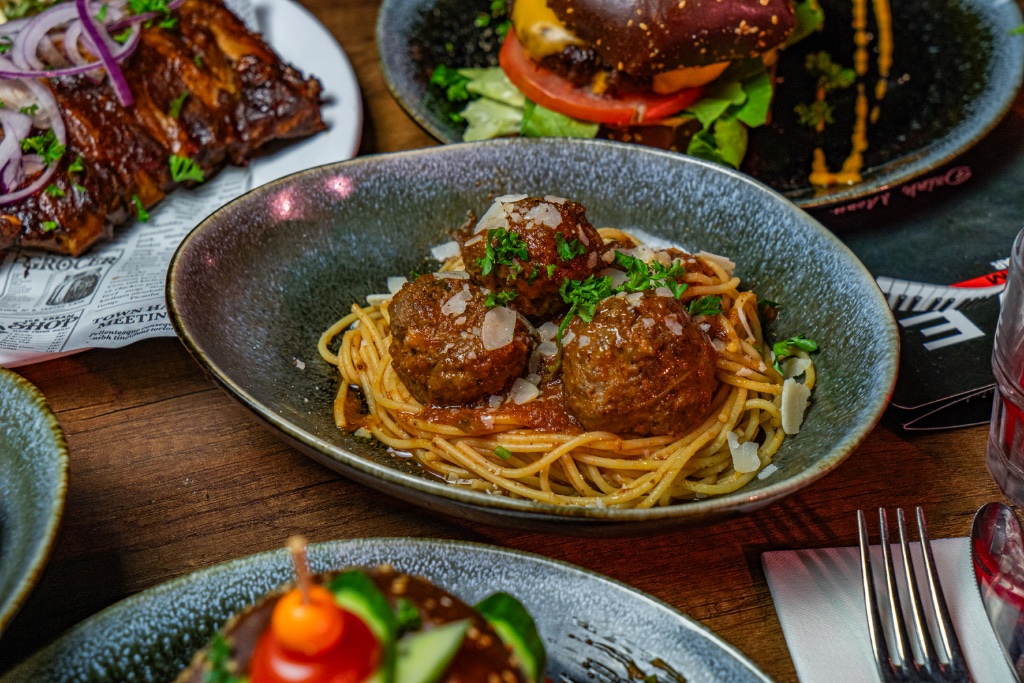 Live Amsterdam menu