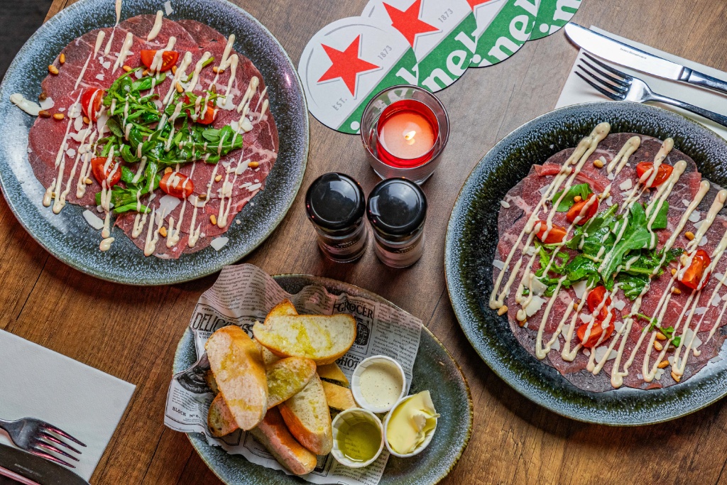 Live Amsterdam menu