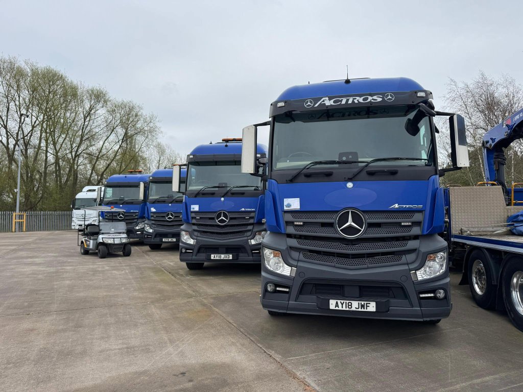 UK2Africa heroFrame[1] — delivery truck 2
