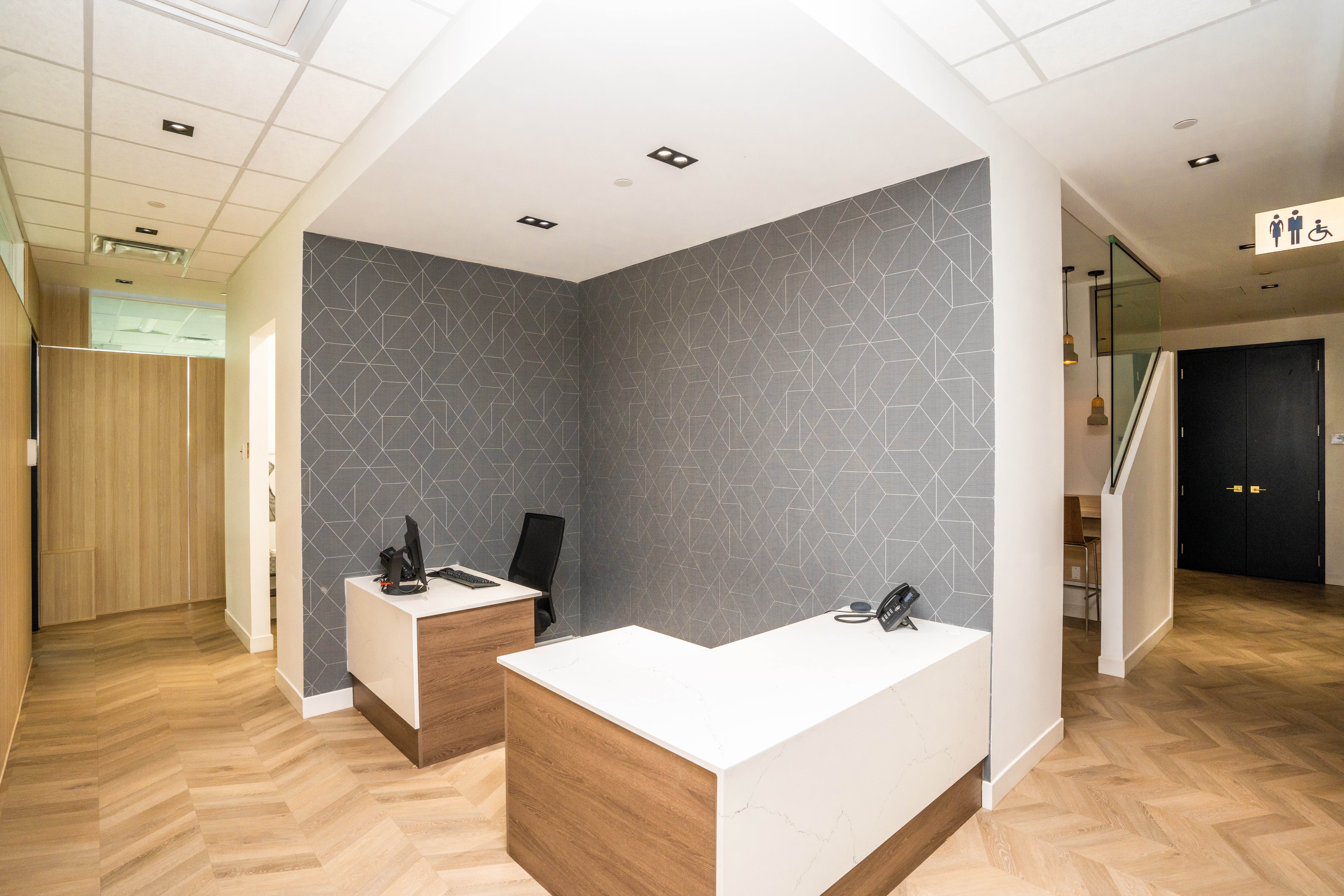 DS Dental reception desk and administrative area