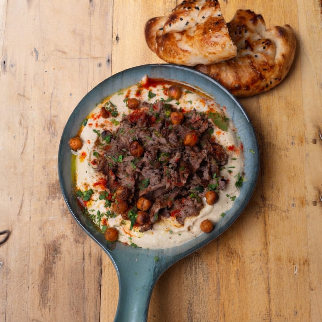 Hummus con Carne de Ternera