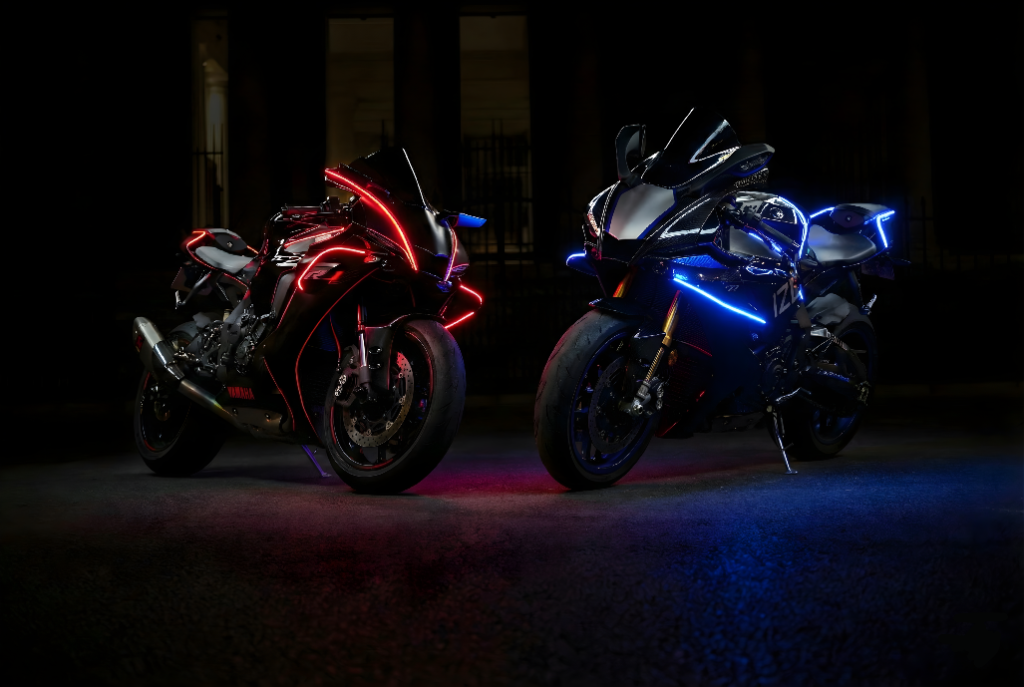 Moto IzenCustom avec kit LED allumé de nuit