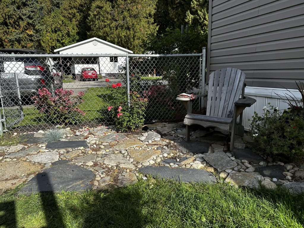 Flagstone Patio & Garden