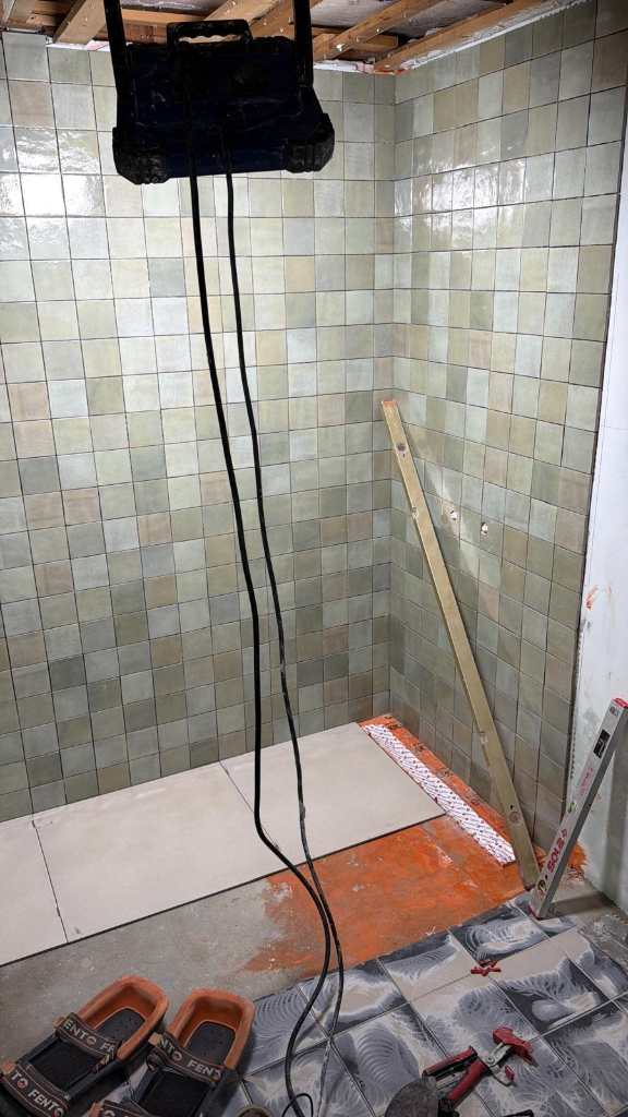 Afbouw Badkamer Tegelwerk