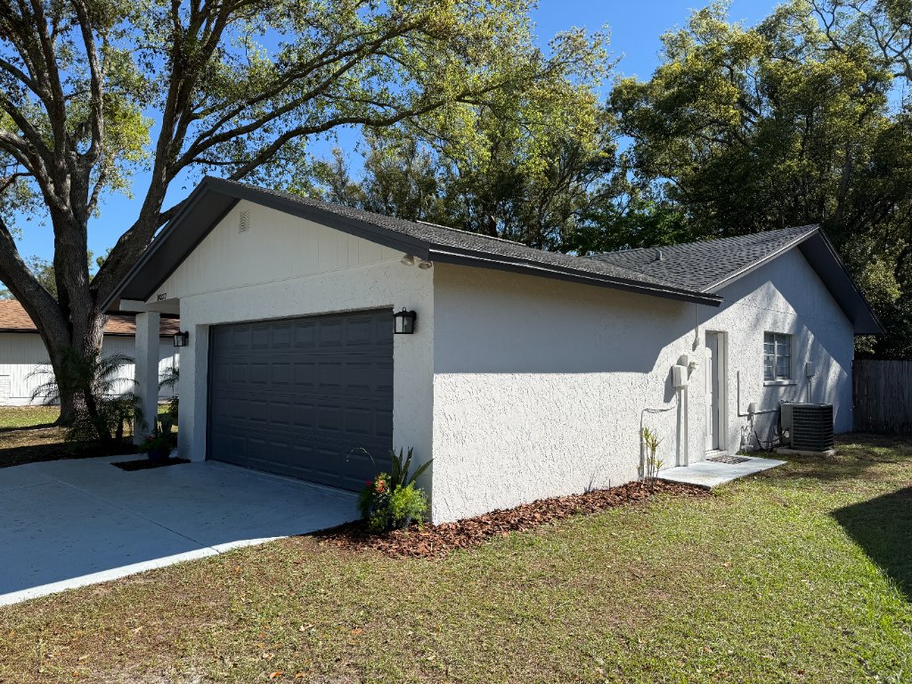 14337 Diplomat Dr photo 5