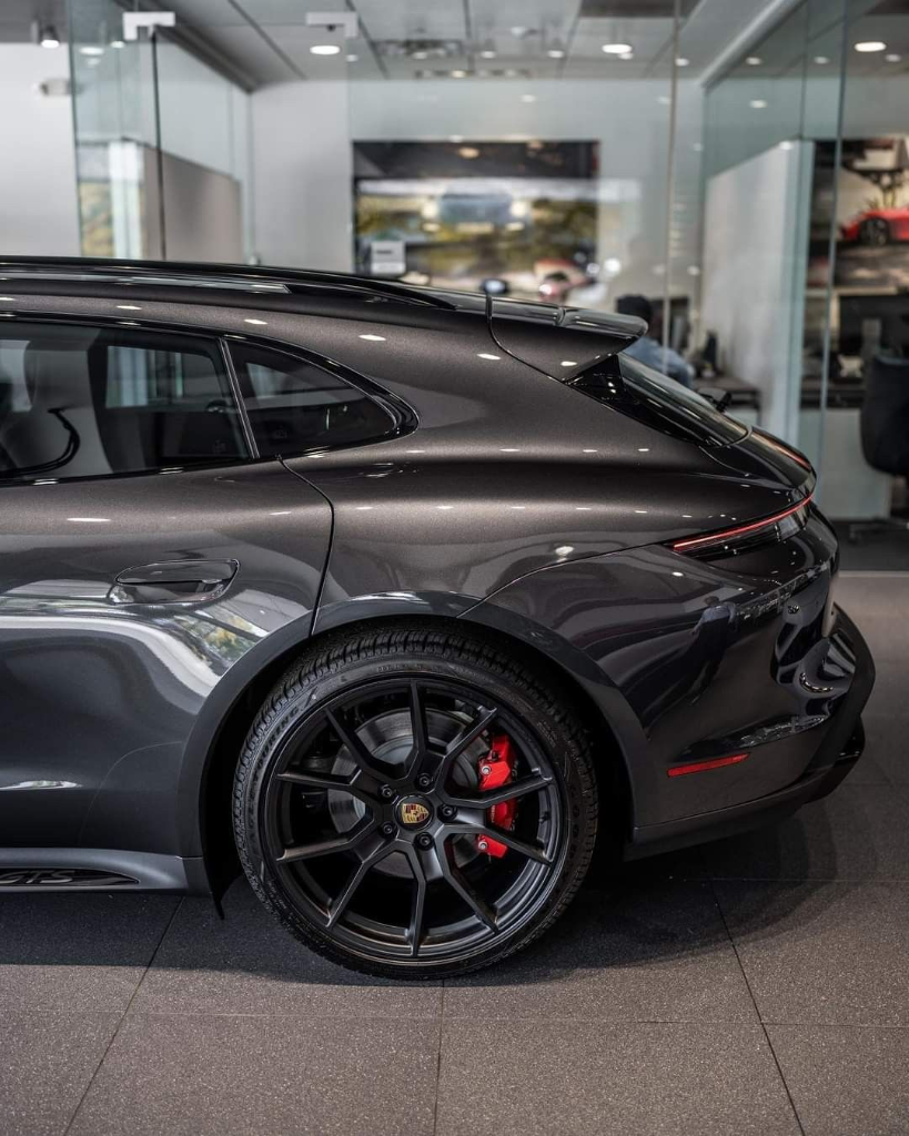 Porsche Taycan - Imperium Automotive 24