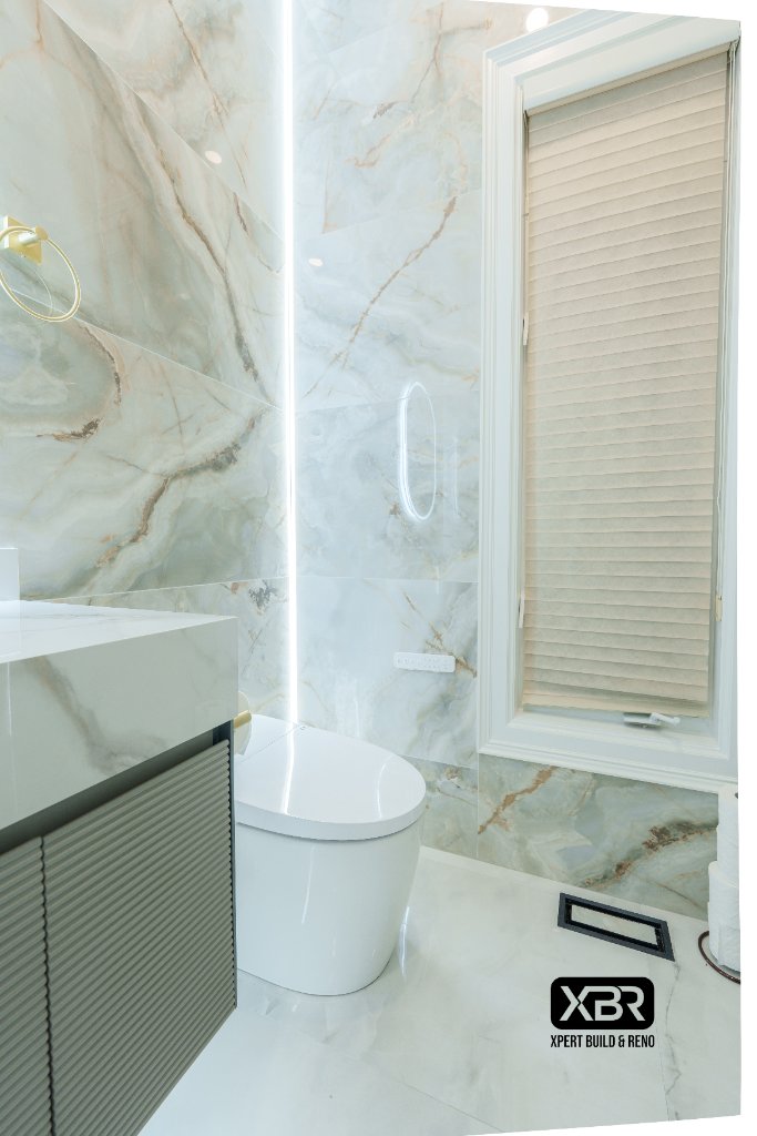 Elegant Shower & Tub