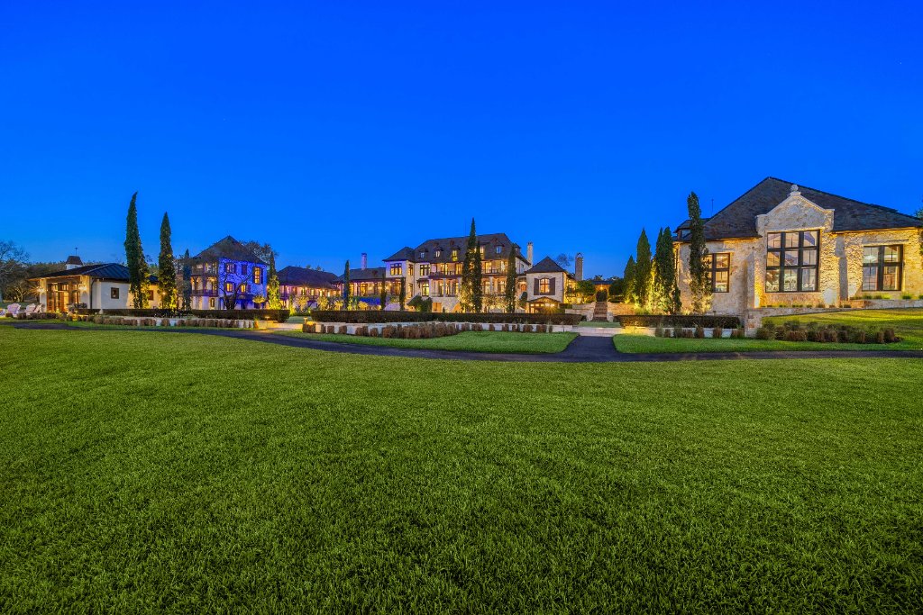 The Oaks Estate compound view 3