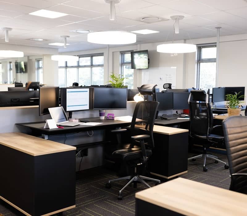 Commercial cleaning in Stamford CT - professional office workspace