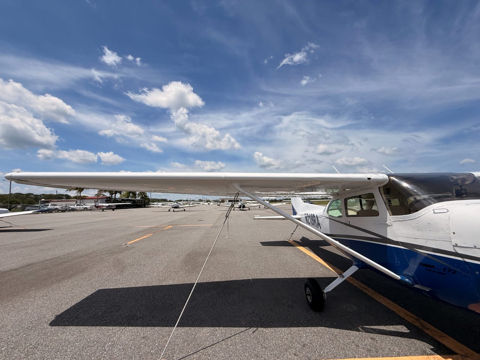 1975 Cessna 172M N218RA - photo 5 of 18