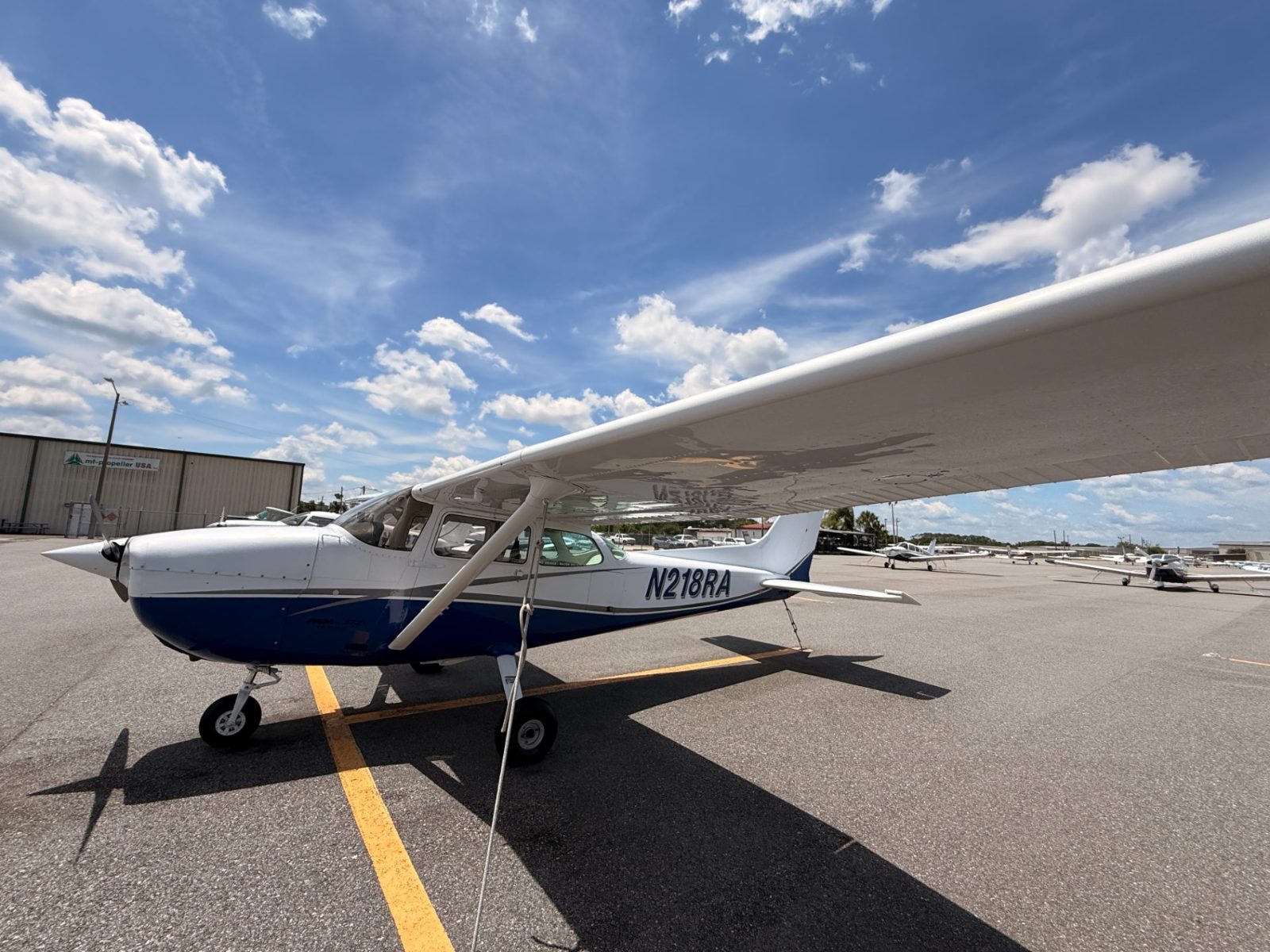 1975 Cessna 172M N218RA - photo 2 of 18