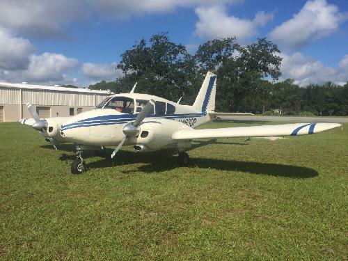 1960 Piper PA-23-250 AZTEC