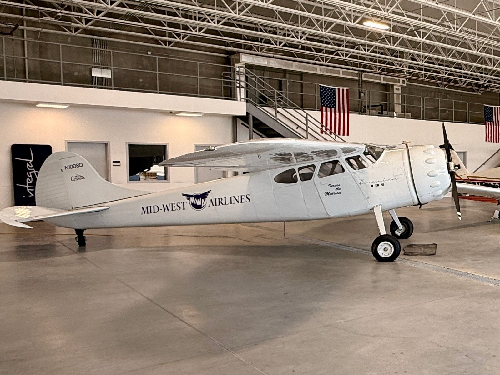 1950 Cessna 195A "Businessliner"