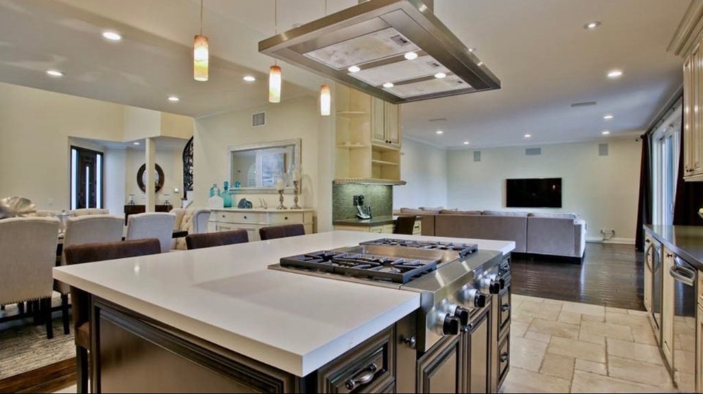Chef kitchen and living room