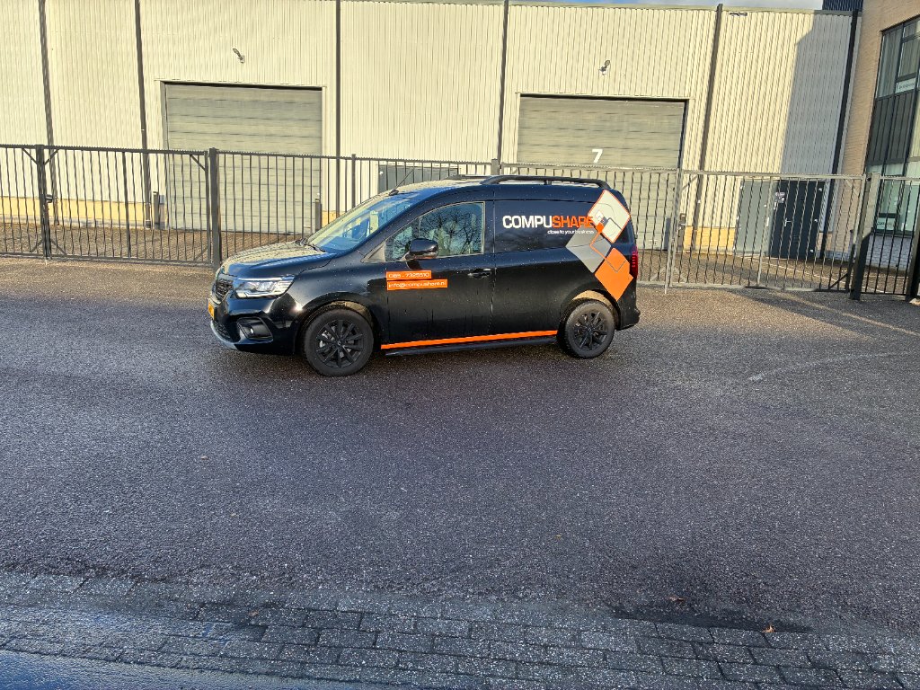 CompuShare bedrijfsauto op locatie in Veenendaal