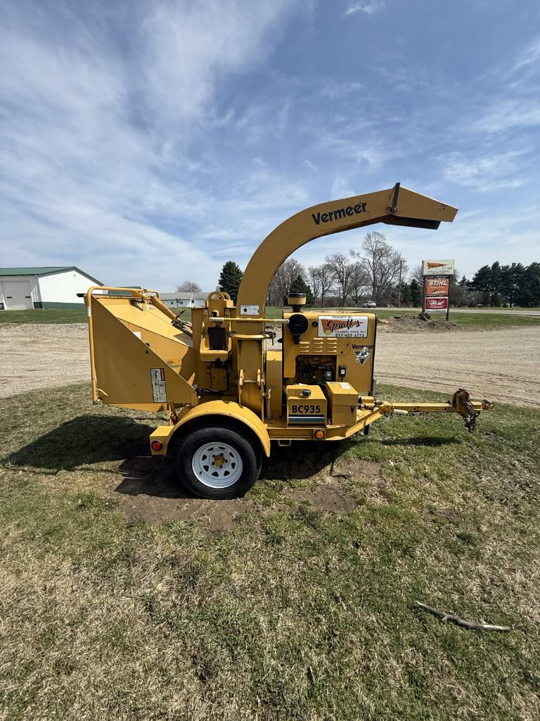 Vermeer Chipper 9" Capacity