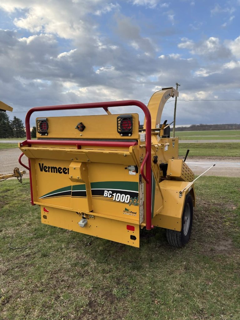 Vermeer Chipper 12" Capacity
