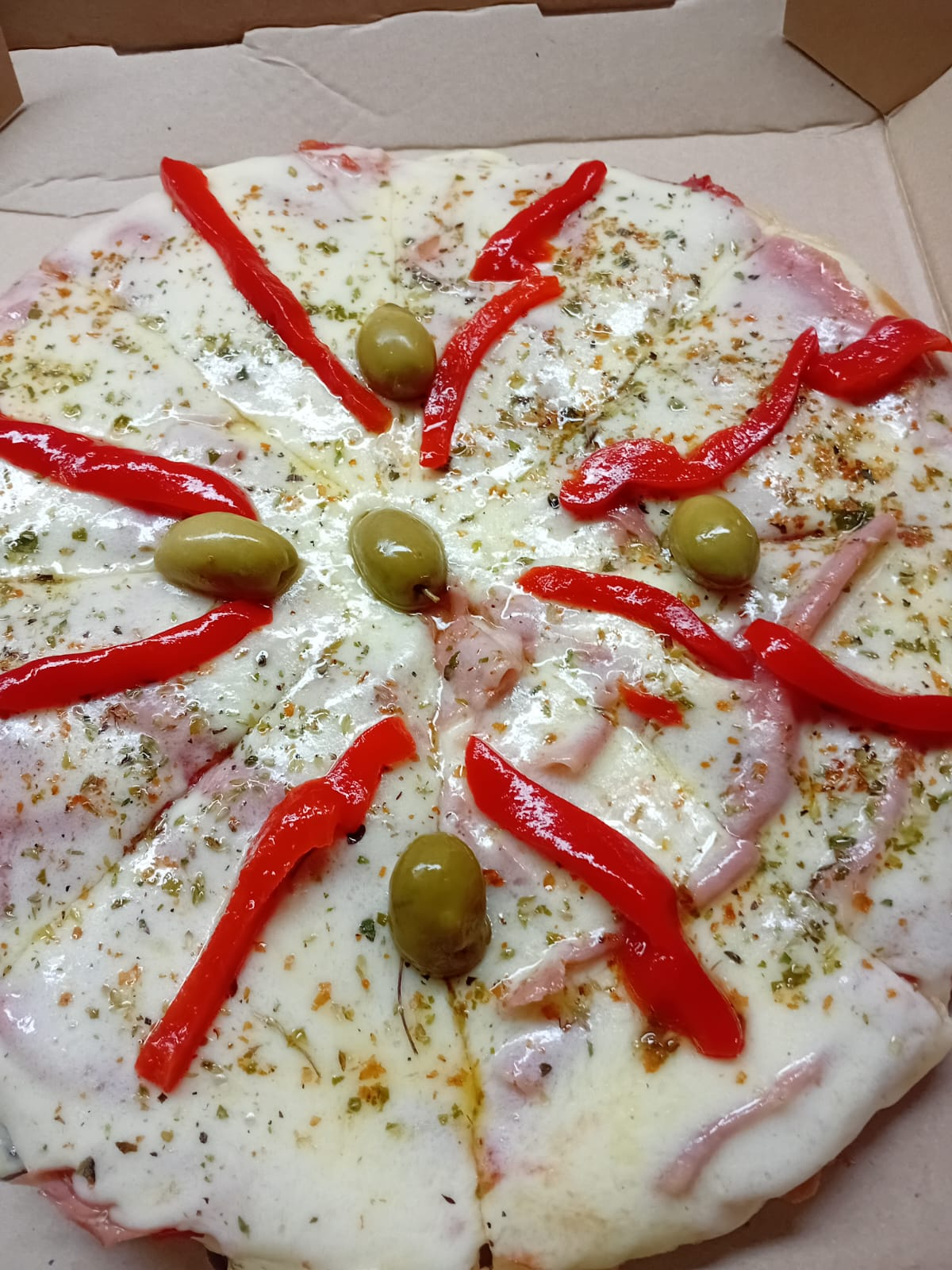 Pizza Especial Jamón y Morrón