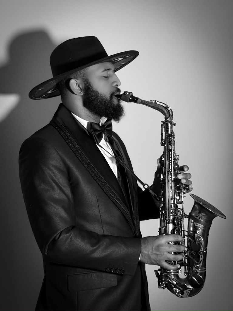 Danny Phillips live saxophone