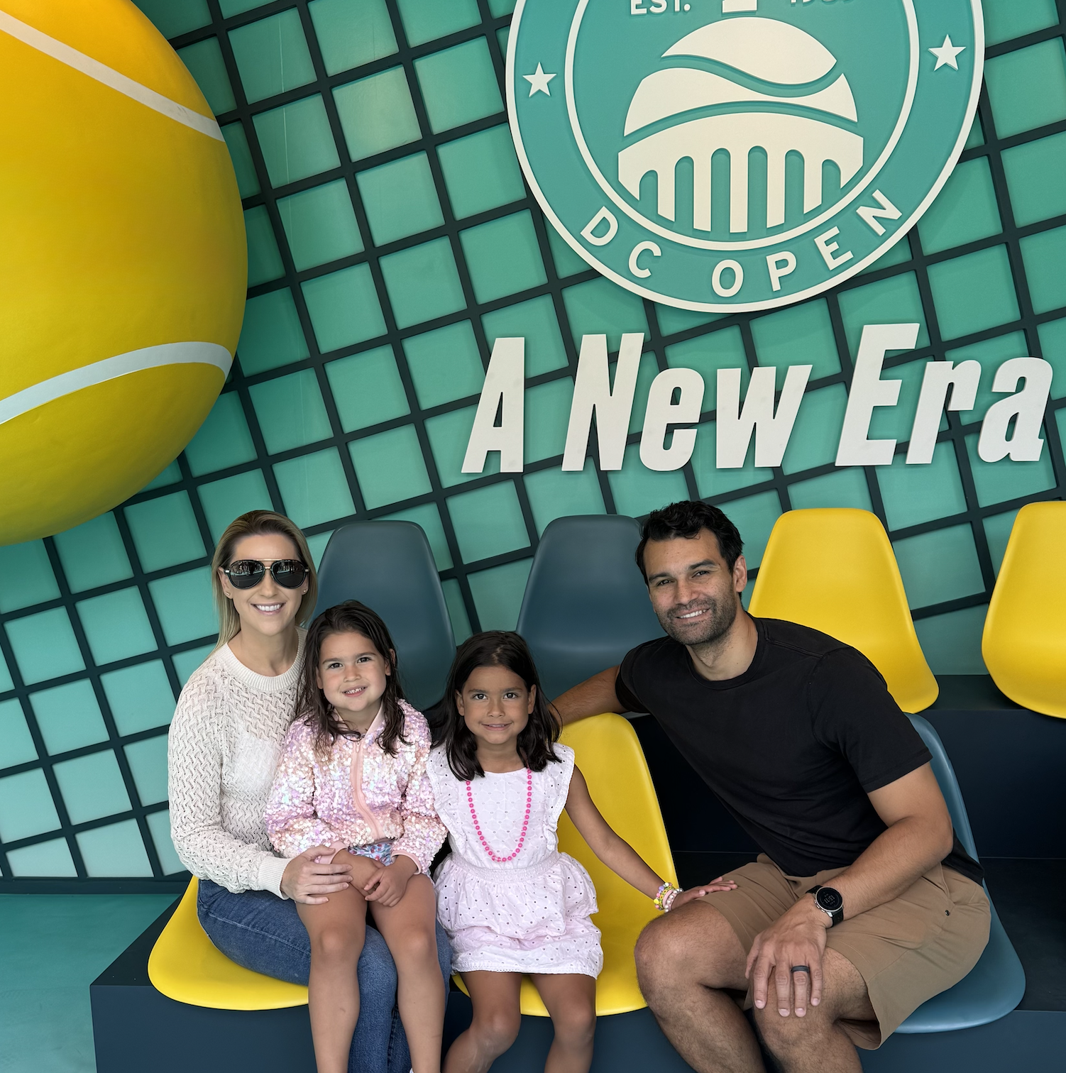 Niki Marin and family at a tennis event