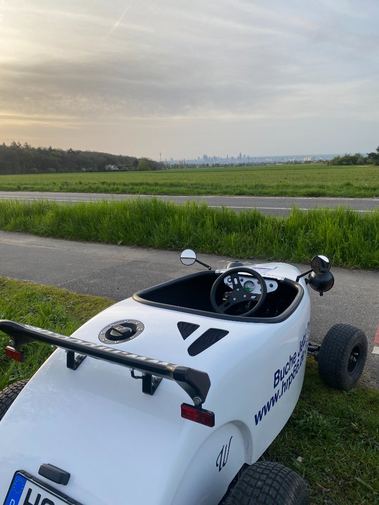 Hot Rod Patrol – Gruppe von Fahrzeugen im Taunus
