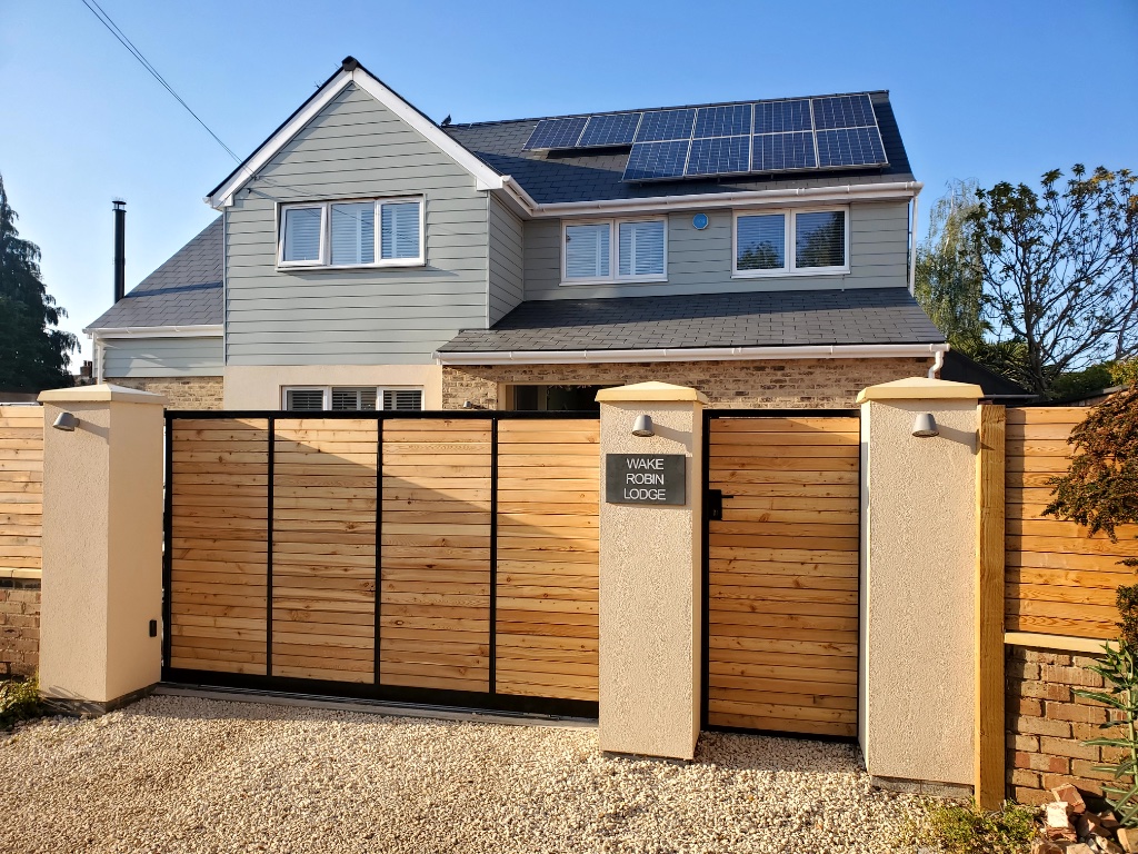 Cheltenham town house completed exterior with gate