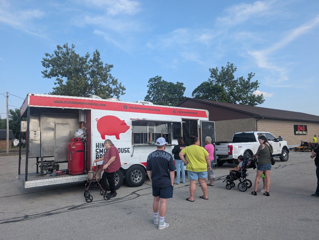 Hink's Smokehouse food truck